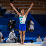 Российский гимнаст Духно завоевал золото в личном многоборье на юниорском ЧМ-2025